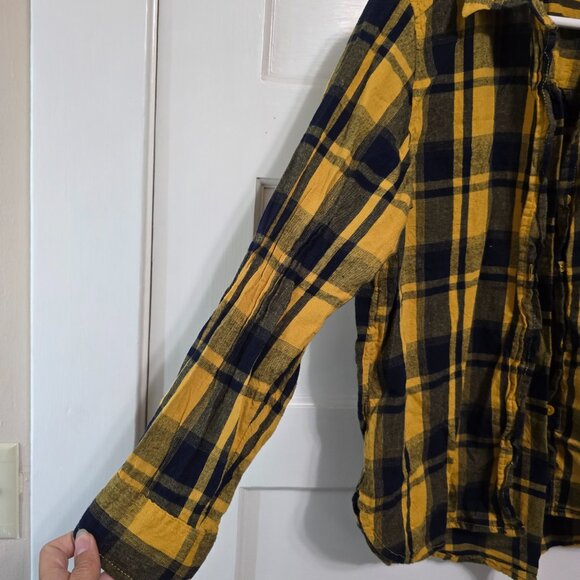 Time and Tru Mustard and Navy Flannel Button down top - S - Picture 6 of 8